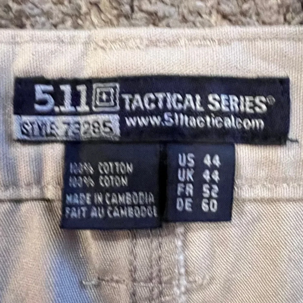 5.11 Tactical Series Mens Beige Cotton Cargo Shorts Size 44 Casual Outdoor‎
